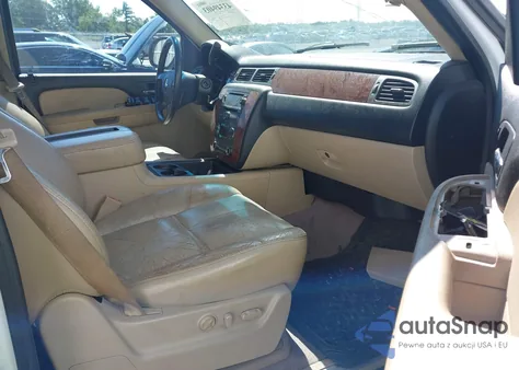 2007 Chevrolet Tahoe Lt from USA, damaged, VIN 1GNFK13057R150155